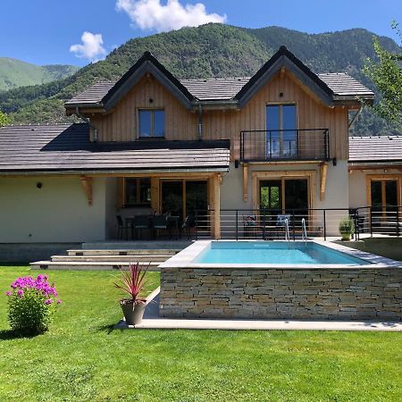 Chalet Barbara With Swimming Pool In The Heart Of Oisans Le Bourg-dʼOisans المظهر الخارجي الصورة