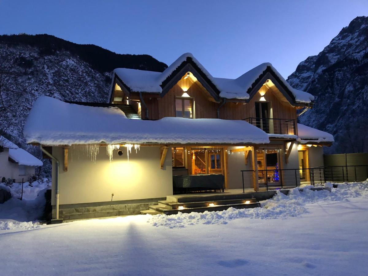 Chalet Barbara With Swimming Pool In The Heart Of Oisans Le Bourg-dʼOisans المظهر الخارجي الصورة