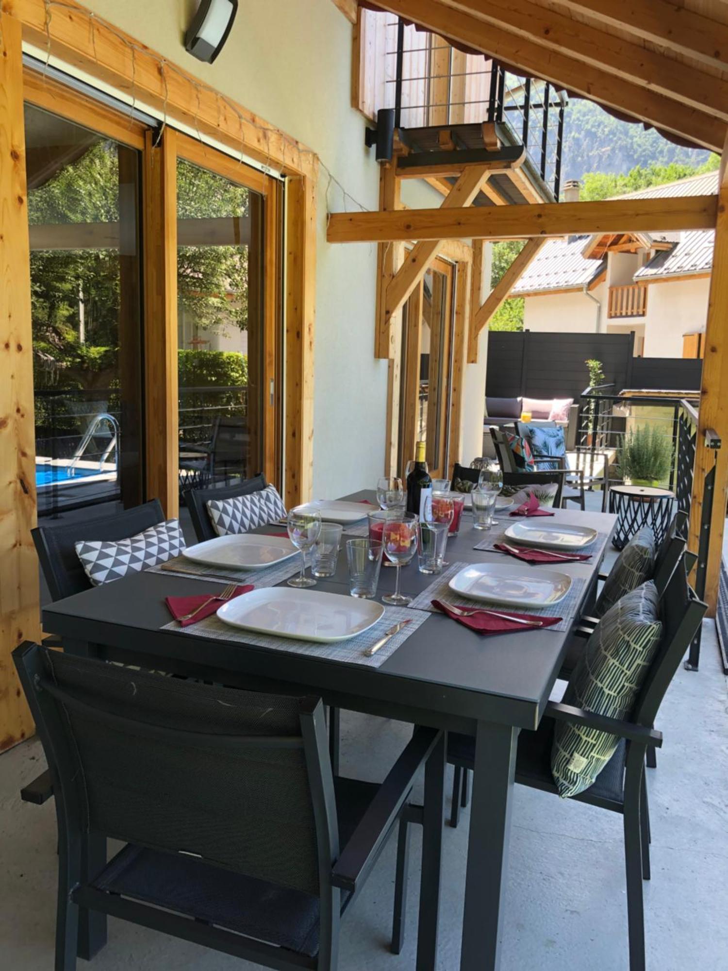 Chalet Barbara With Swimming Pool In The Heart Of Oisans Le Bourg-dʼOisans المظهر الخارجي الصورة